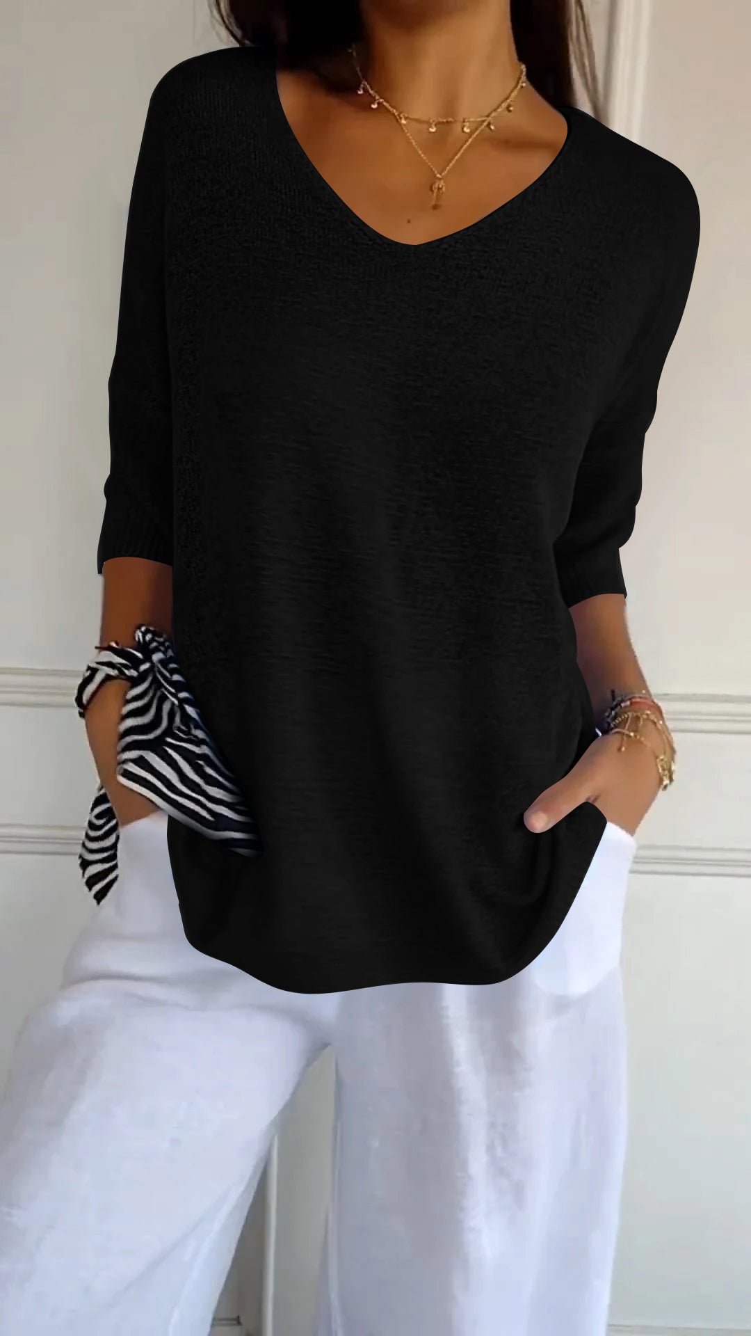 Elisa Solid Colour Knitted V-neck Top