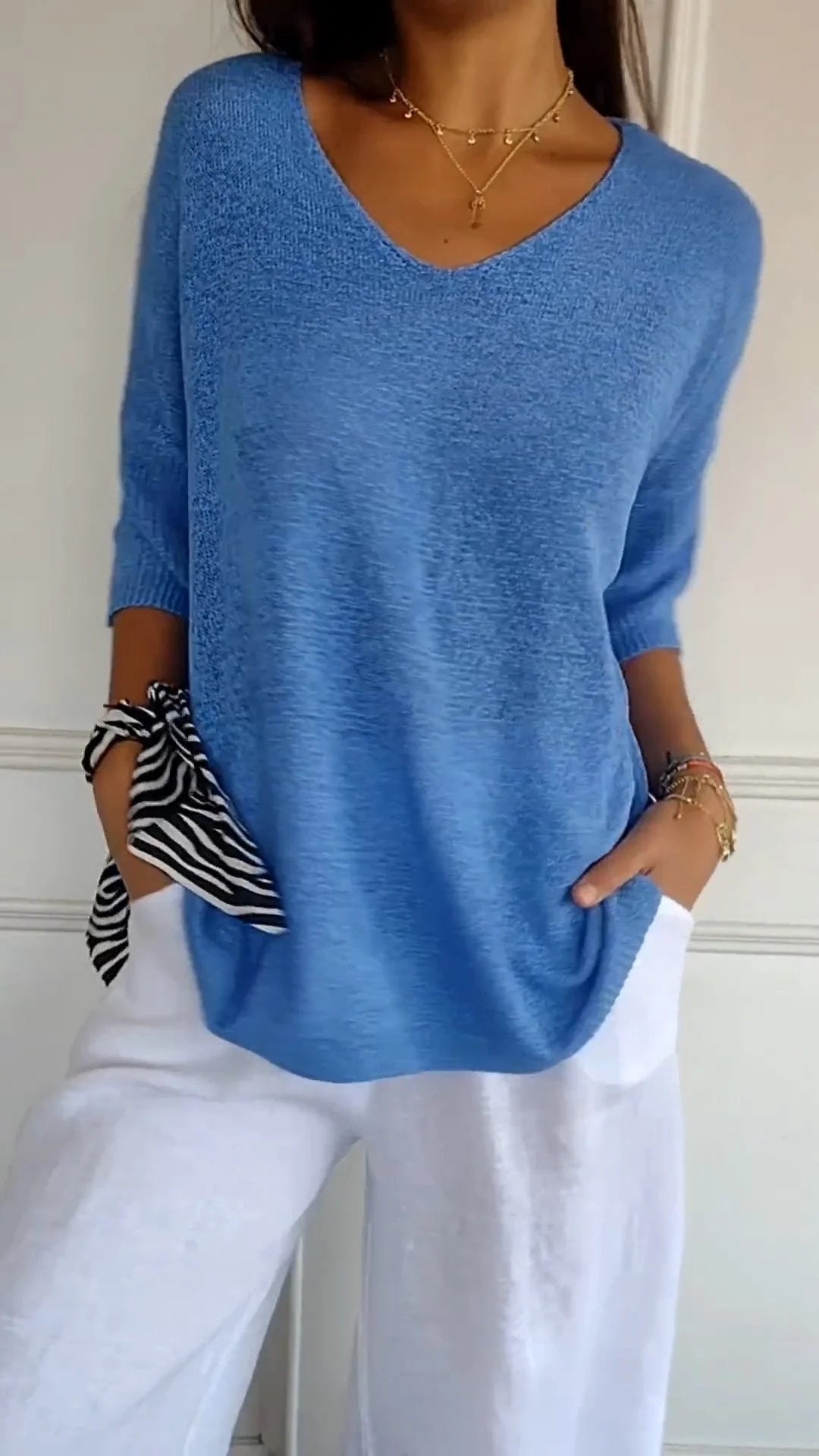 Elisa Solid Colour Knitted V-neck Top