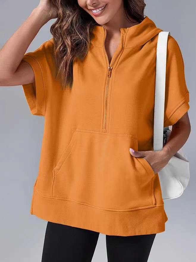 LUNÉA ESSENTIALS HOODIE TEE