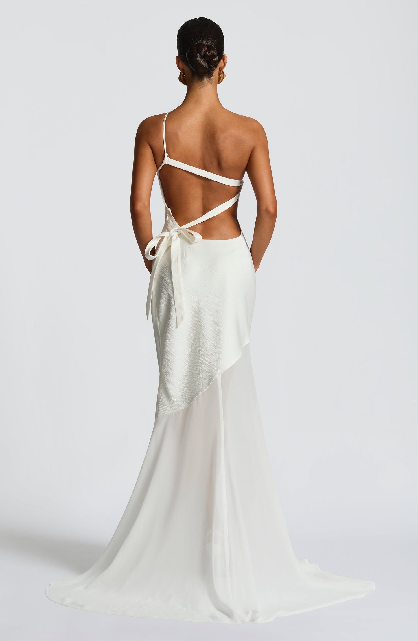 Solenara – One-Shoulder Mesh Evening Gown