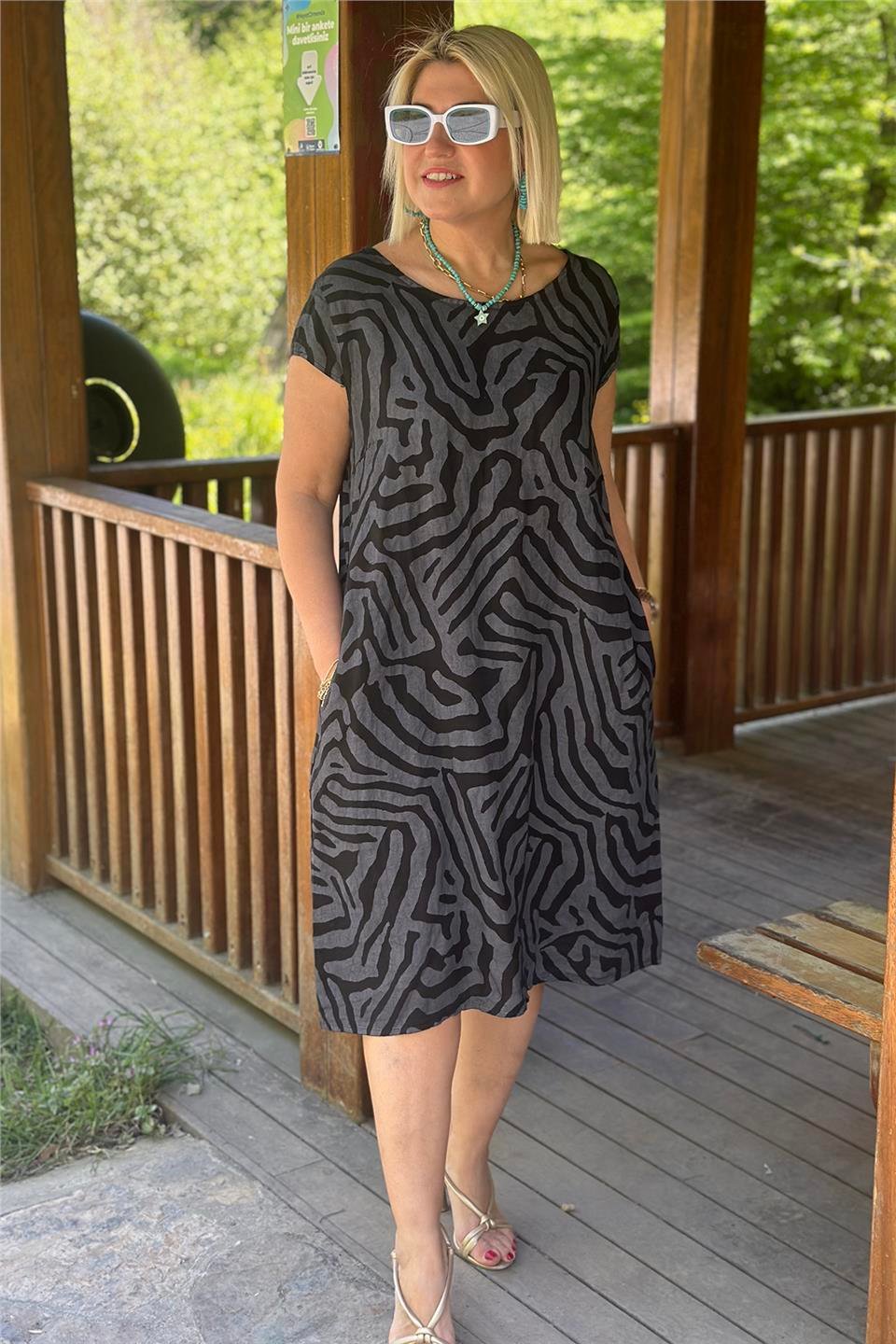 Zebra Print Crew Neck Midi Dress