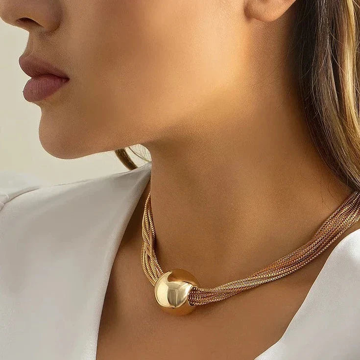 LUSTROUS™ POSH ELEGANCE NECKLACE