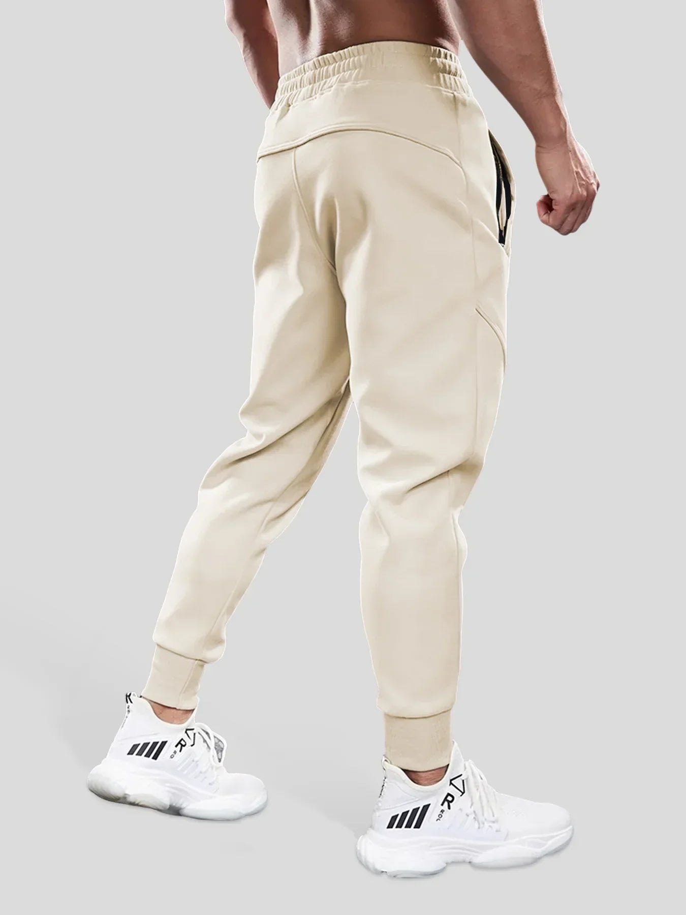 WEEKEND PERFORMANCE JOGGER