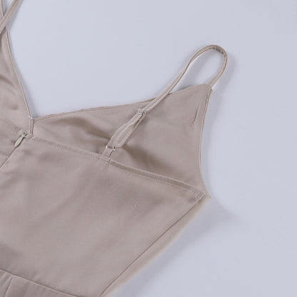 Cathleen – Elegant Dress with V-neckline