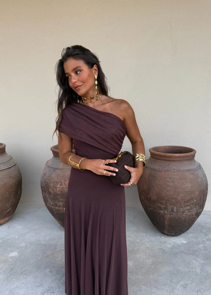 Elira Sculpted Silhouette Dress